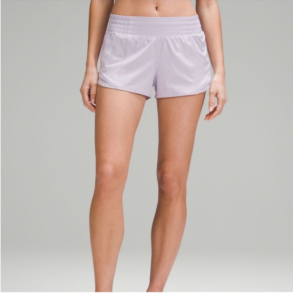 Lululemon Hotty Hot Lined Short 4” Lilac Ether Light Purple size 4